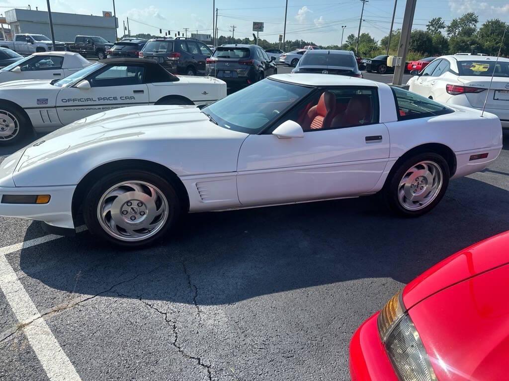 used 1995 Chevrolet Corvette car, priced at $12,995