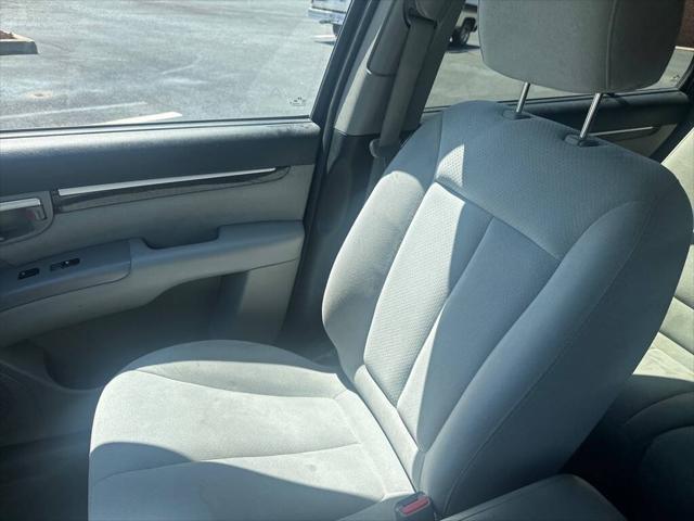 used 2009 Hyundai Santa Fe car, priced at $5,995
