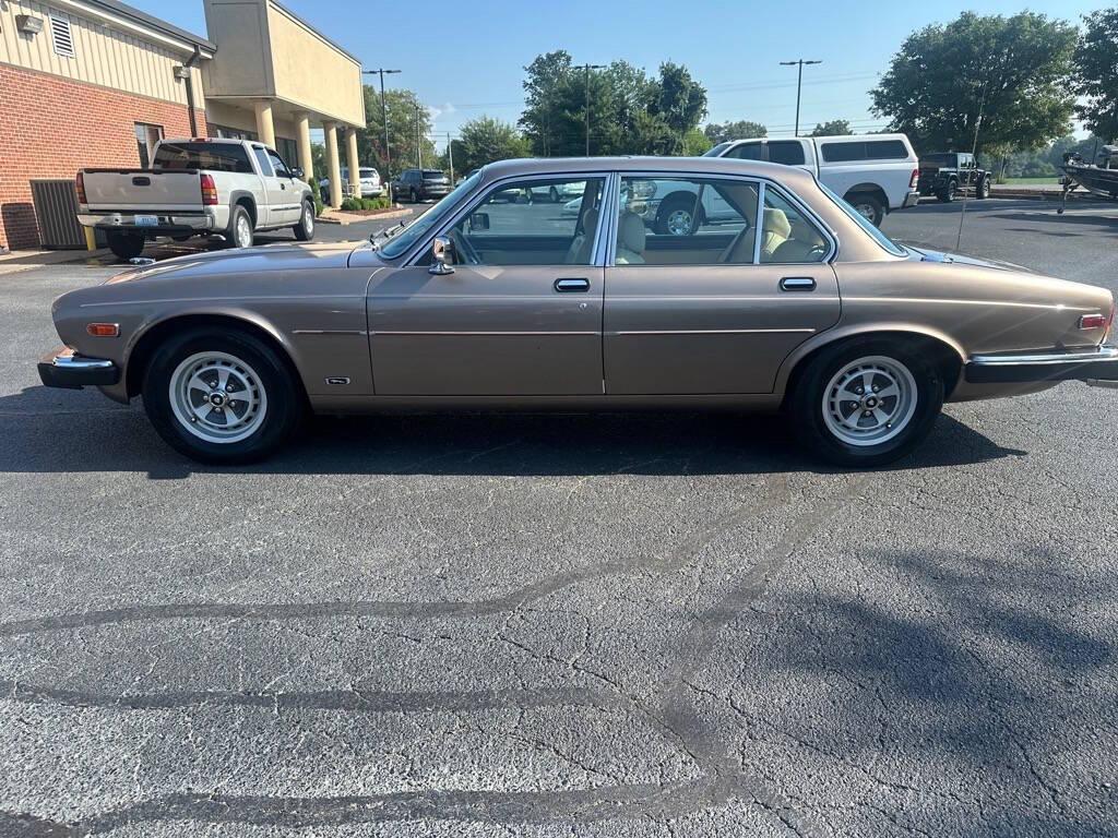 used 1986 Jaguar XJ car, priced at $9,995