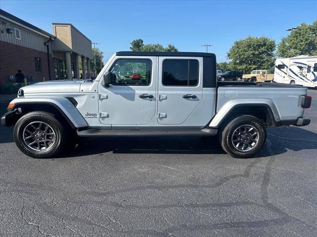 used 2022 Jeep Gladiator car, priced at $42,995