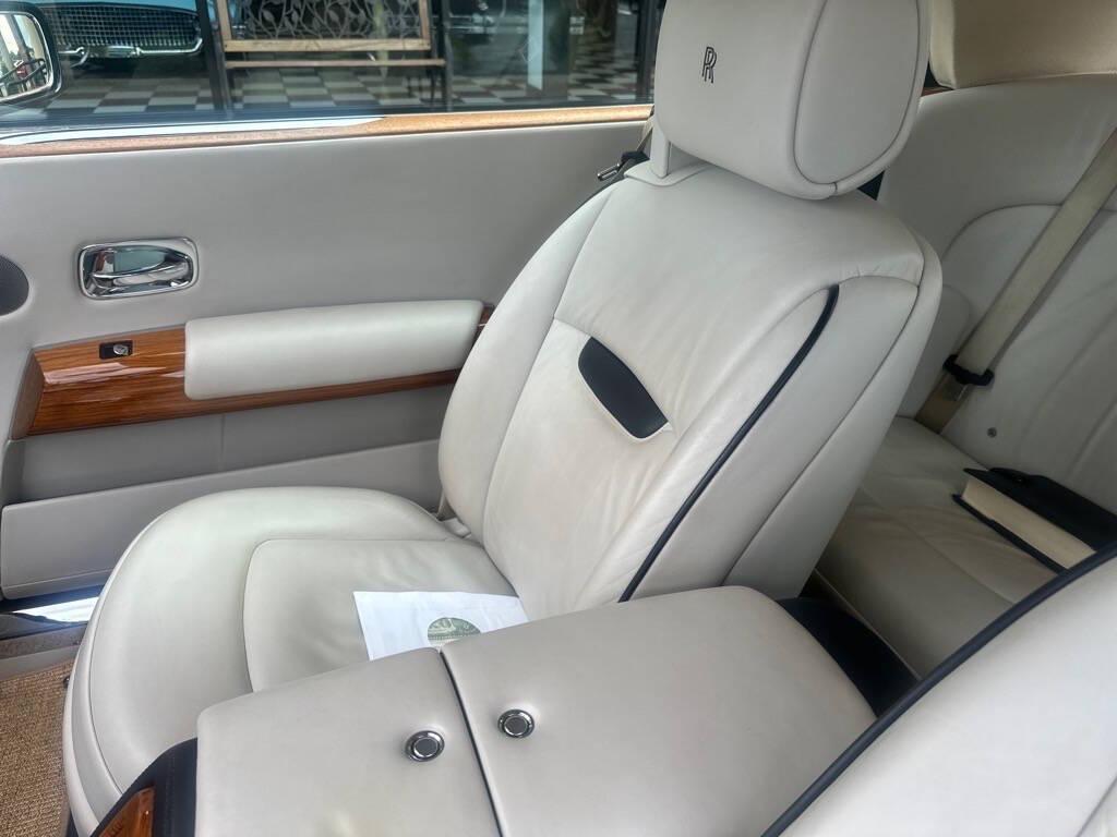 used 2009 Rolls-Royce Phantom Drophead Coupe car, priced at $159,995