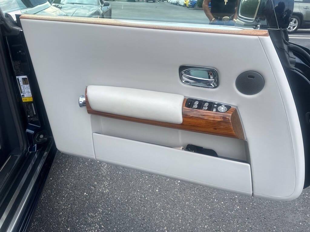 used 2009 Rolls-Royce Phantom Drophead Coupe car, priced at $159,995