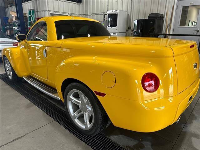 used 2003 Chevrolet SSR car, priced at $31,995