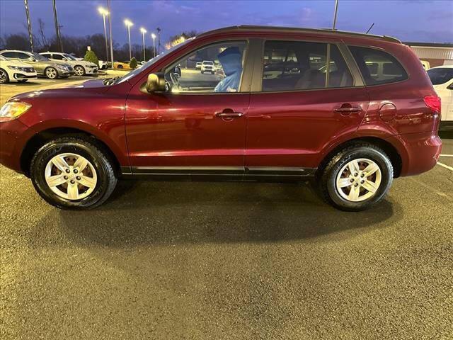 used 2009 Hyundai Santa Fe car, priced at $7,995