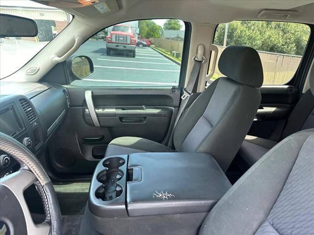 used 2010 Chevrolet Silverado 1500 car, priced at $10,995