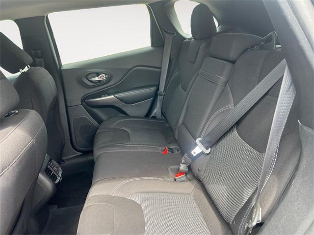 used 2019 Jeep Cherokee car, priced at $17,250