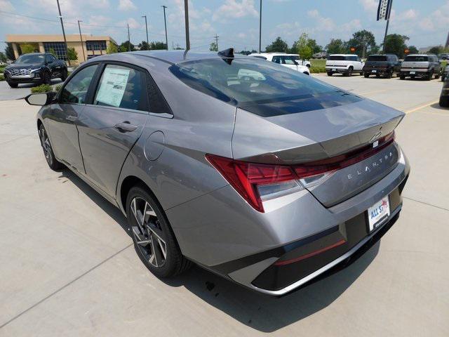 new 2024 Hyundai Elantra car, priced at $27,005