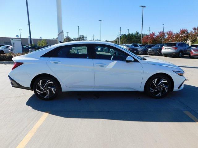 new 2025 Hyundai Elantra car, priced at $28,665