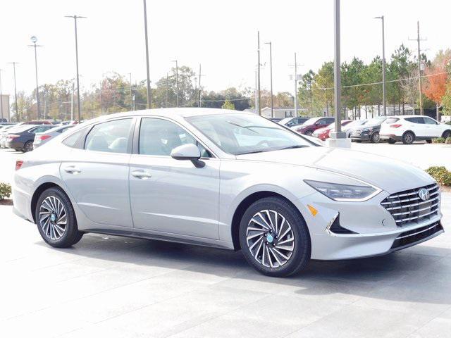 used 2023 Hyundai Sonata Hybrid car, priced at $26,885