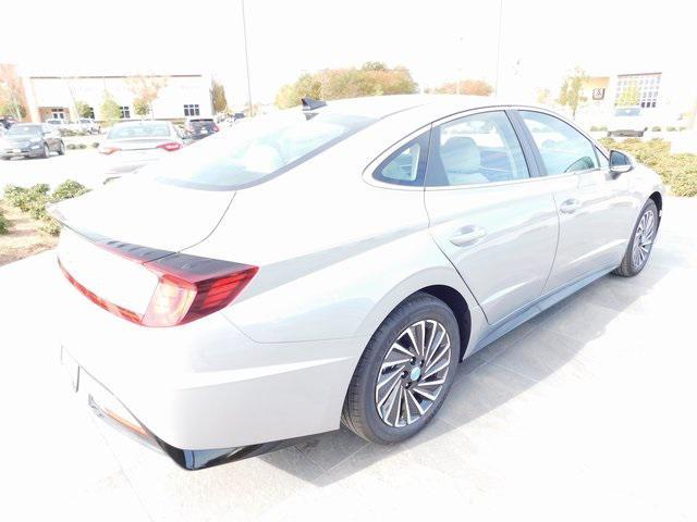 used 2023 Hyundai Sonata Hybrid car, priced at $26,885