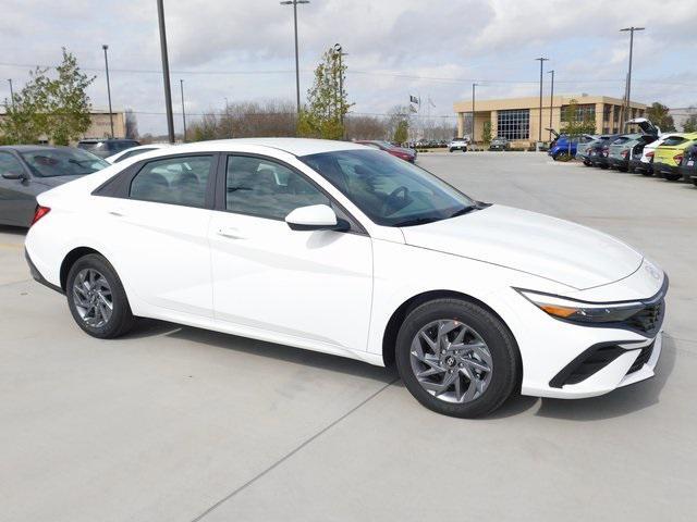 used 2024 Hyundai Elantra HEV car, priced at $24,885