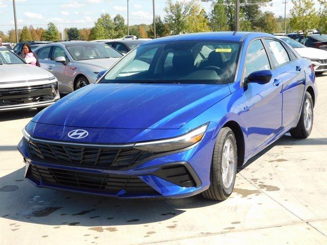 new 2025 Hyundai Elantra car, priced at $23,540