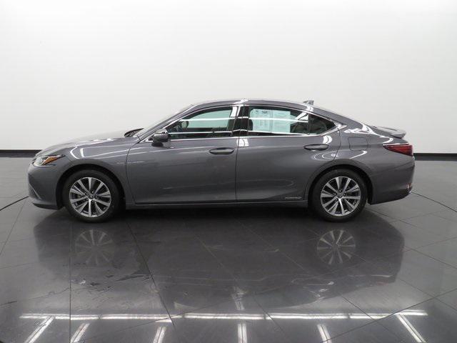 used 2021 Lexus ES 300h car, priced at $35,490