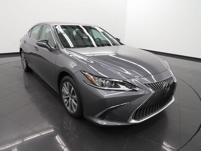 used 2021 Lexus ES 300h car, priced at $35,490