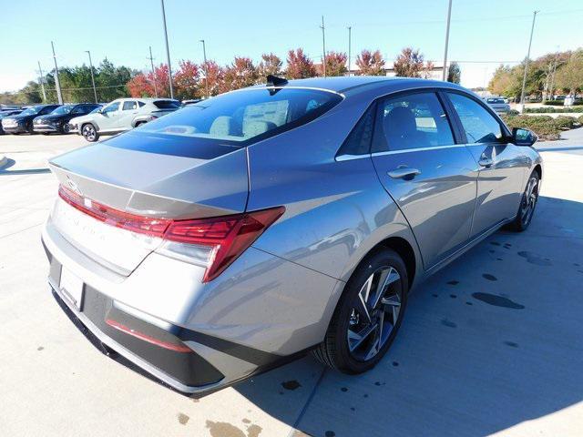 new 2025 Hyundai Elantra car, priced at $27,275