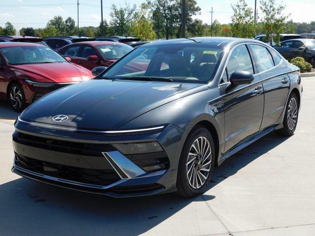 new 2024 Hyundai Sonata Hybrid car, priced at $38,900