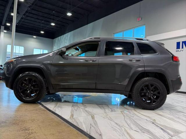 used 2016 Jeep Cherokee car, priced at $10,595