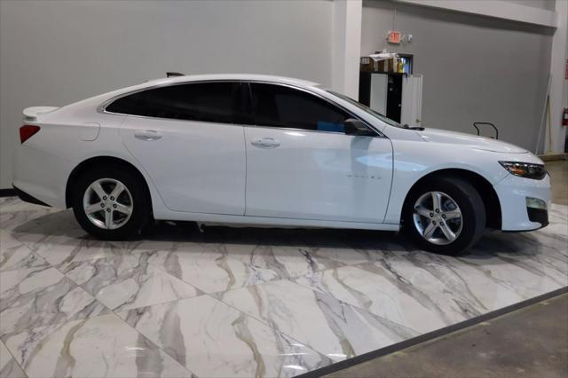 used 2020 Chevrolet Malibu car, priced at $15,995