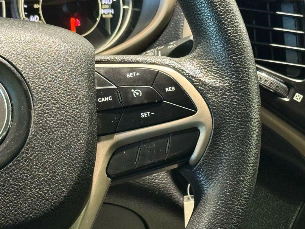 used 2018 Jeep Cherokee car, priced at $12,995