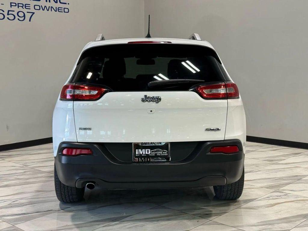 used 2018 Jeep Cherokee car, priced at $12,995