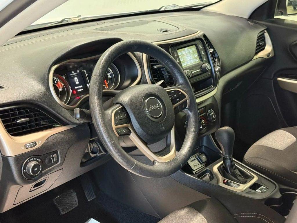 used 2018 Jeep Cherokee car, priced at $12,995