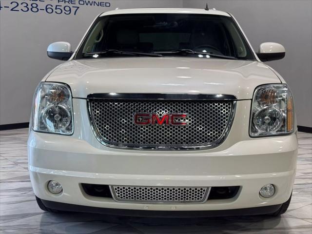 used 2014 GMC Yukon car, priced at $15,495