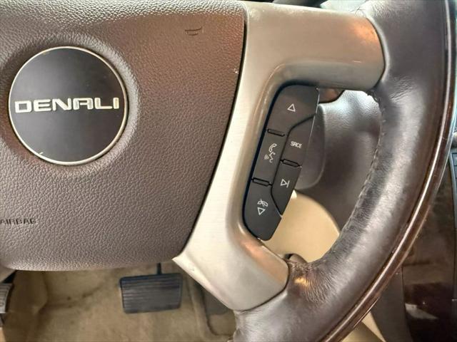 used 2014 GMC Yukon car, priced at $15,495