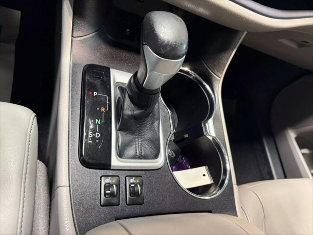 used 2014 Toyota Highlander car, priced at $16,995