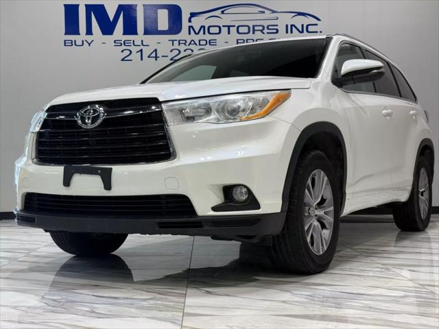 used 2014 Toyota Highlander car, priced at $16,995