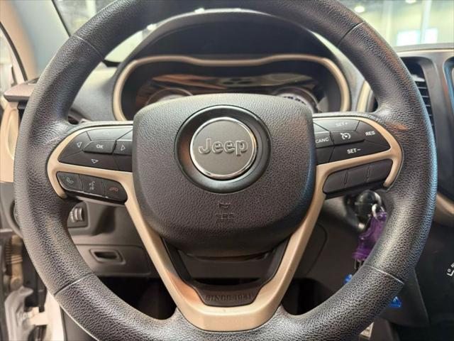 used 2014 Jeep Cherokee car, priced at $9,849