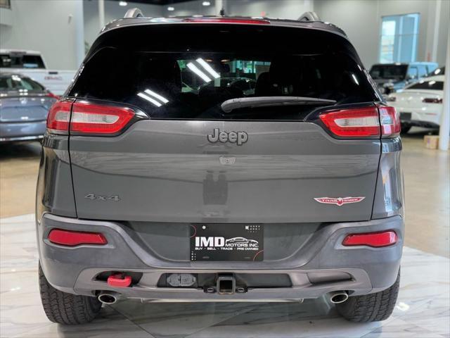 used 2015 Jeep Cherokee car, priced at $12,495