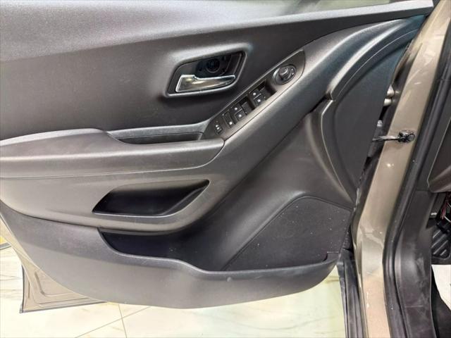 used 2020 Chevrolet Trax car, priced at $13,995