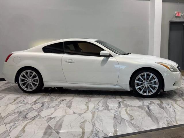 used 2009 INFINITI G37 car, priced at $10,995