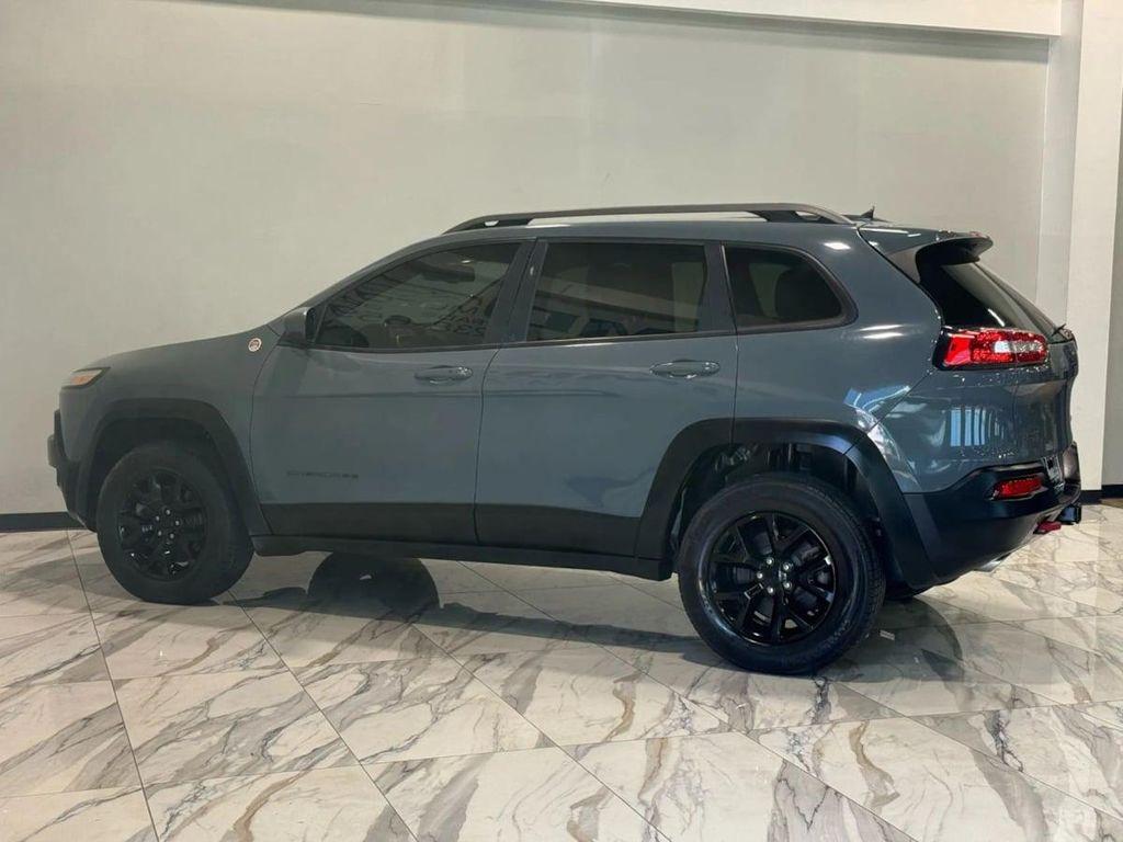 used 2015 Jeep Cherokee car, priced at $9,995