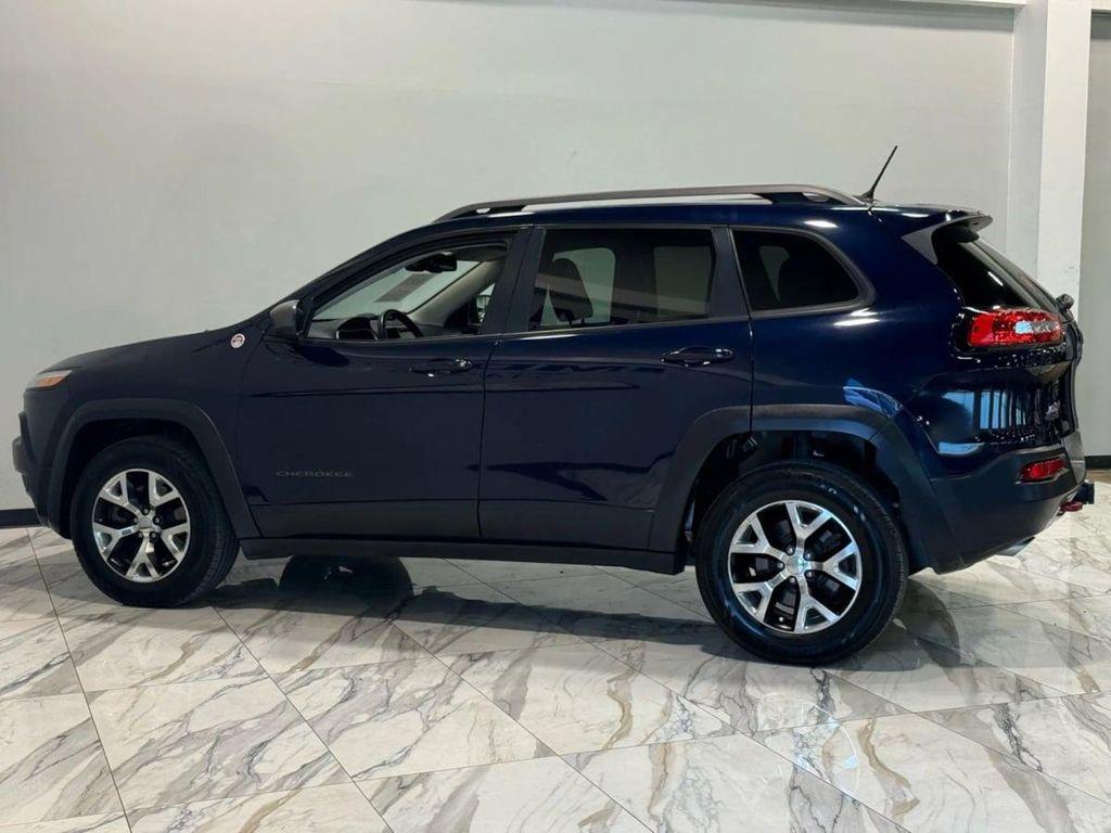 used 2015 Jeep Cherokee car, priced at $10,995