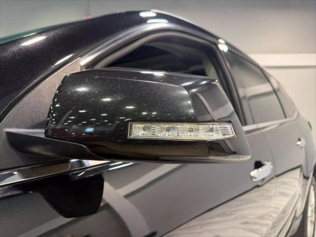 used 2015 Chevrolet Traverse car, priced at $11,495