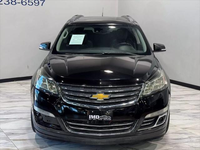 used 2015 Chevrolet Traverse car, priced at $11,495