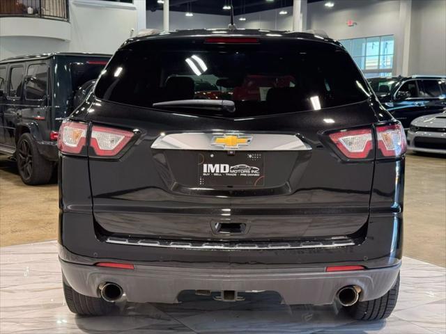 used 2015 Chevrolet Traverse car, priced at $11,495