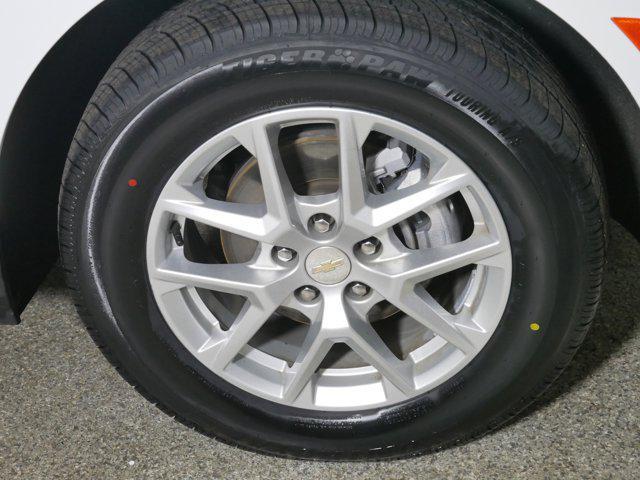 used 2023 Chevrolet Equinox car, priced at $20,996