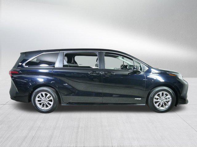 used 2021 Toyota Sienna car, priced at $38,496