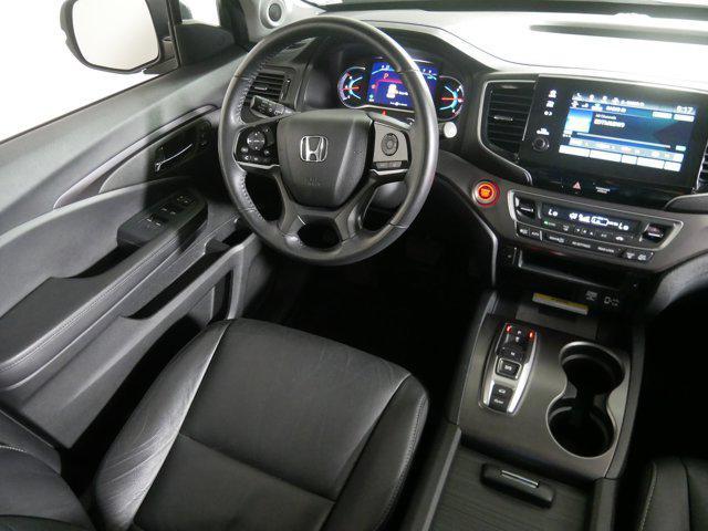 used 2022 Honda Pilot car, priced at $32,496