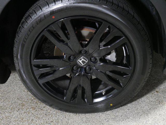 used 2022 Honda Pilot car, priced at $32,496