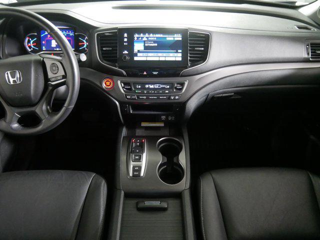 used 2022 Honda Pilot car, priced at $32,496