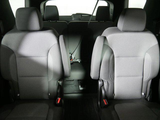 used 2023 Chevrolet Traverse car, priced at $31,496