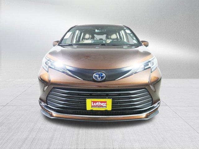 used 2021 Toyota Sienna car, priced at $37,896
