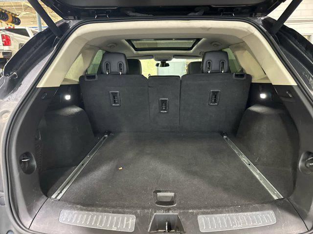 used 2017 Cadillac XT5 car, priced at $17,996