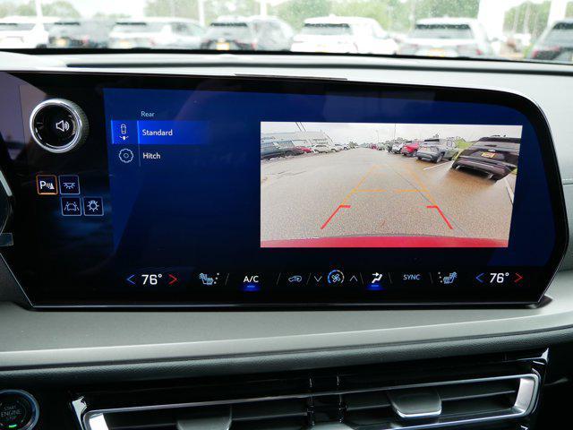new 2025 Chevrolet Traverse car, priced at $42,724