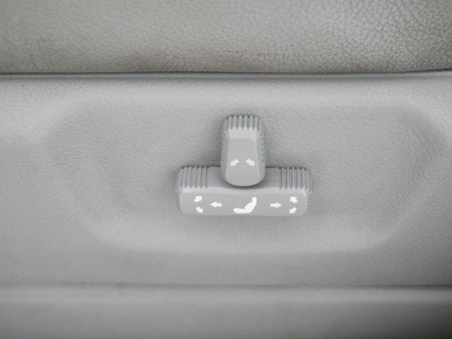 used 2008 Kia Sorento car, priced at $8,999