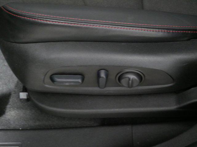 used 2023 Chevrolet Equinox car, priced at $23,996