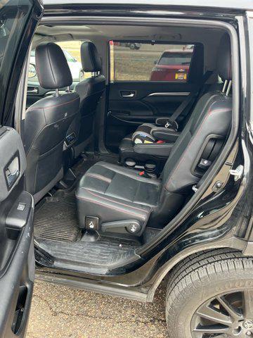 used 2019 Toyota Highlander car, priced at $29,996